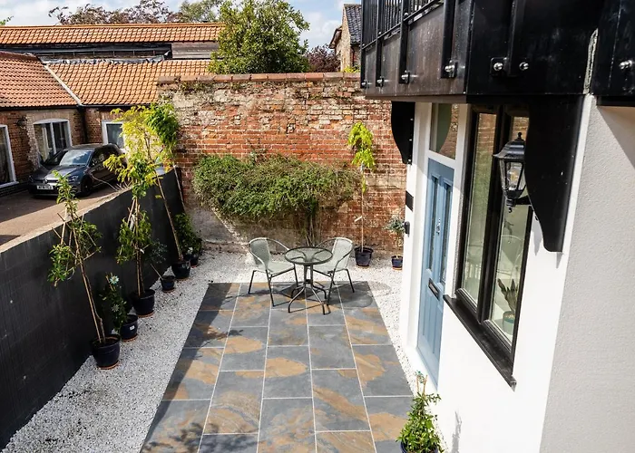 \'The Retreat\' - Stylish One Bedroom Apartment In Holt, Norfolk